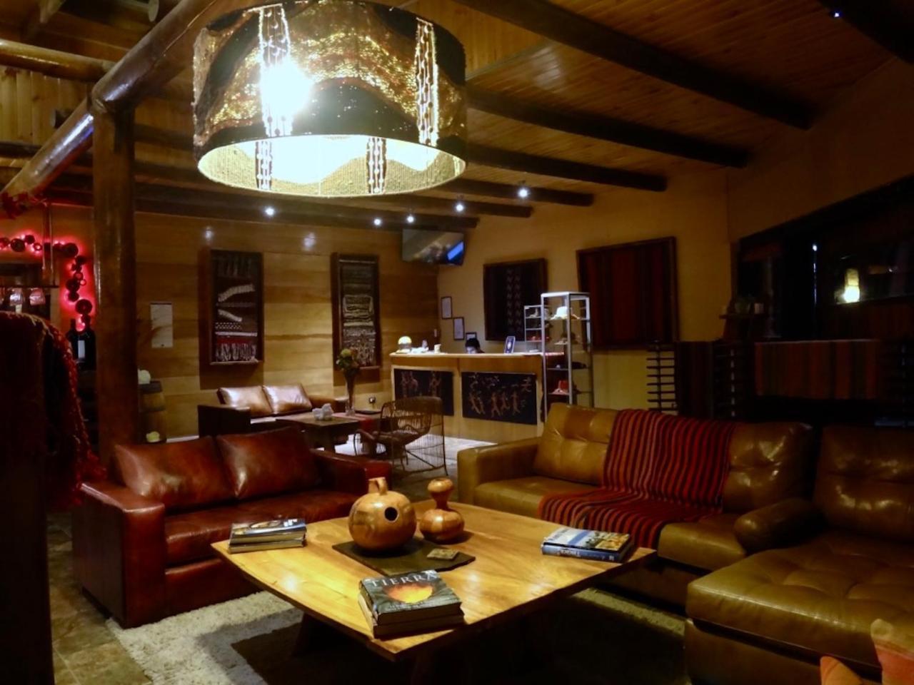 Hotel Noi Bordeloa à Calama Extérieur photo