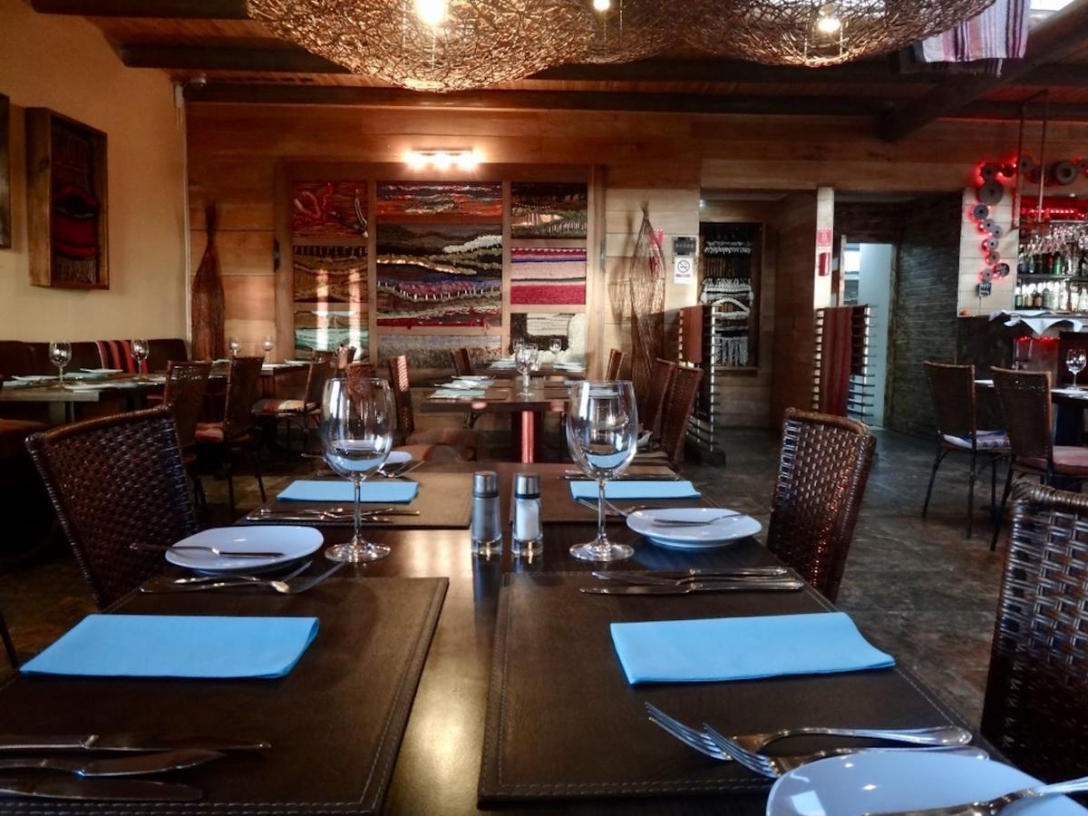 Hotel Noi Bordeloa à Calama Extérieur photo