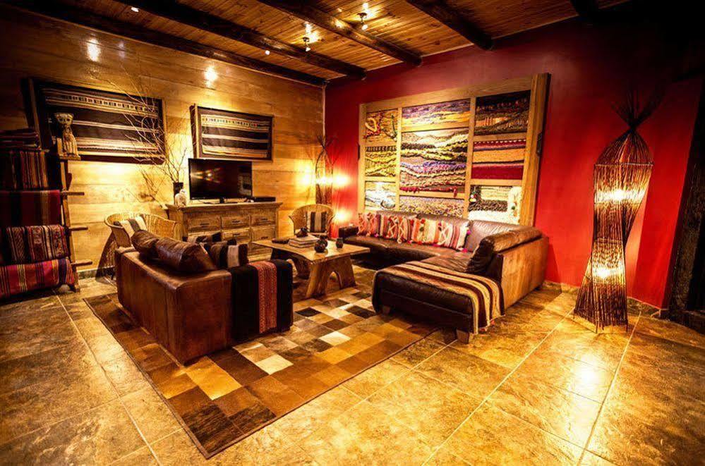Hotel Noi Bordeloa à Calama Extérieur photo